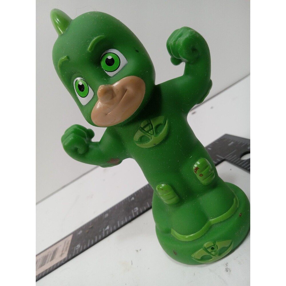 PJ Masks Gekko Green Figure Flexing Pose Plastic Action Figure Toy Loose